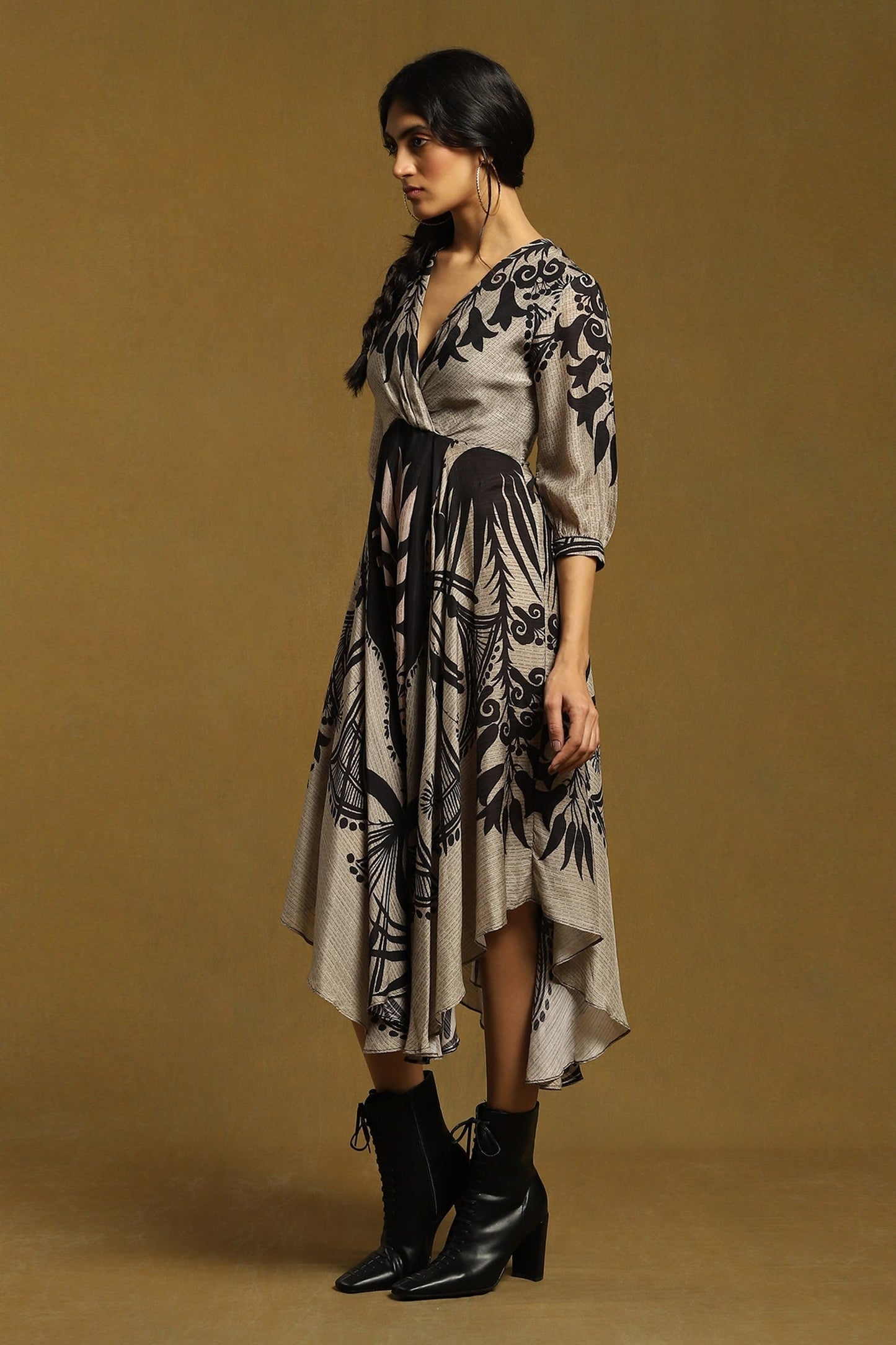 Black Premium Designer Dress – Festive Favorite